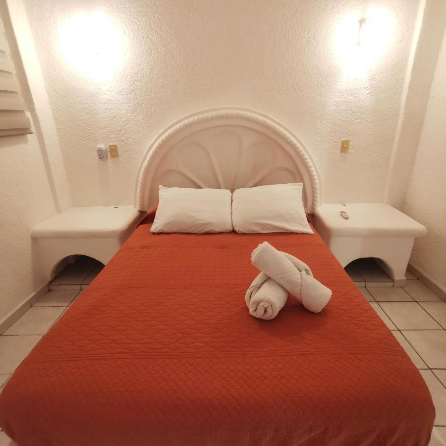 2 Bedroom Apartment With A/C Wi-Fi Best Location! Ζιουατανέχο Εξωτερικό φωτογραφία