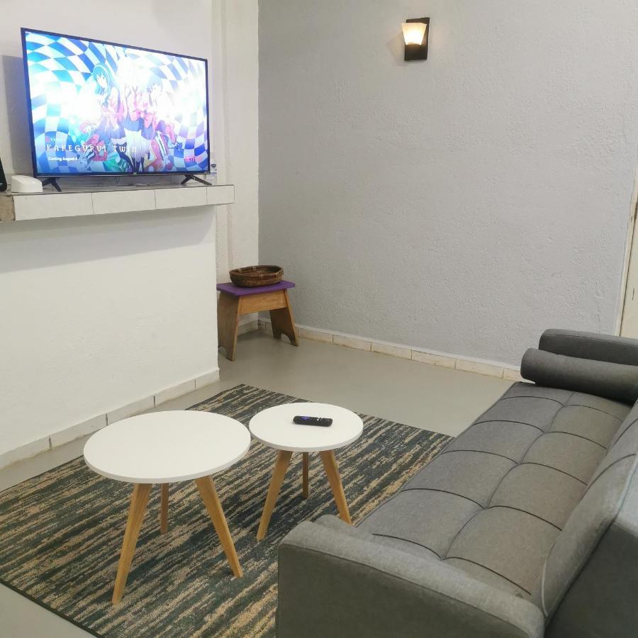 2 Bedroom Apartment With A/C Wi-Fi Best Location! Ζιουατανέχο Εξωτερικό φωτογραφία